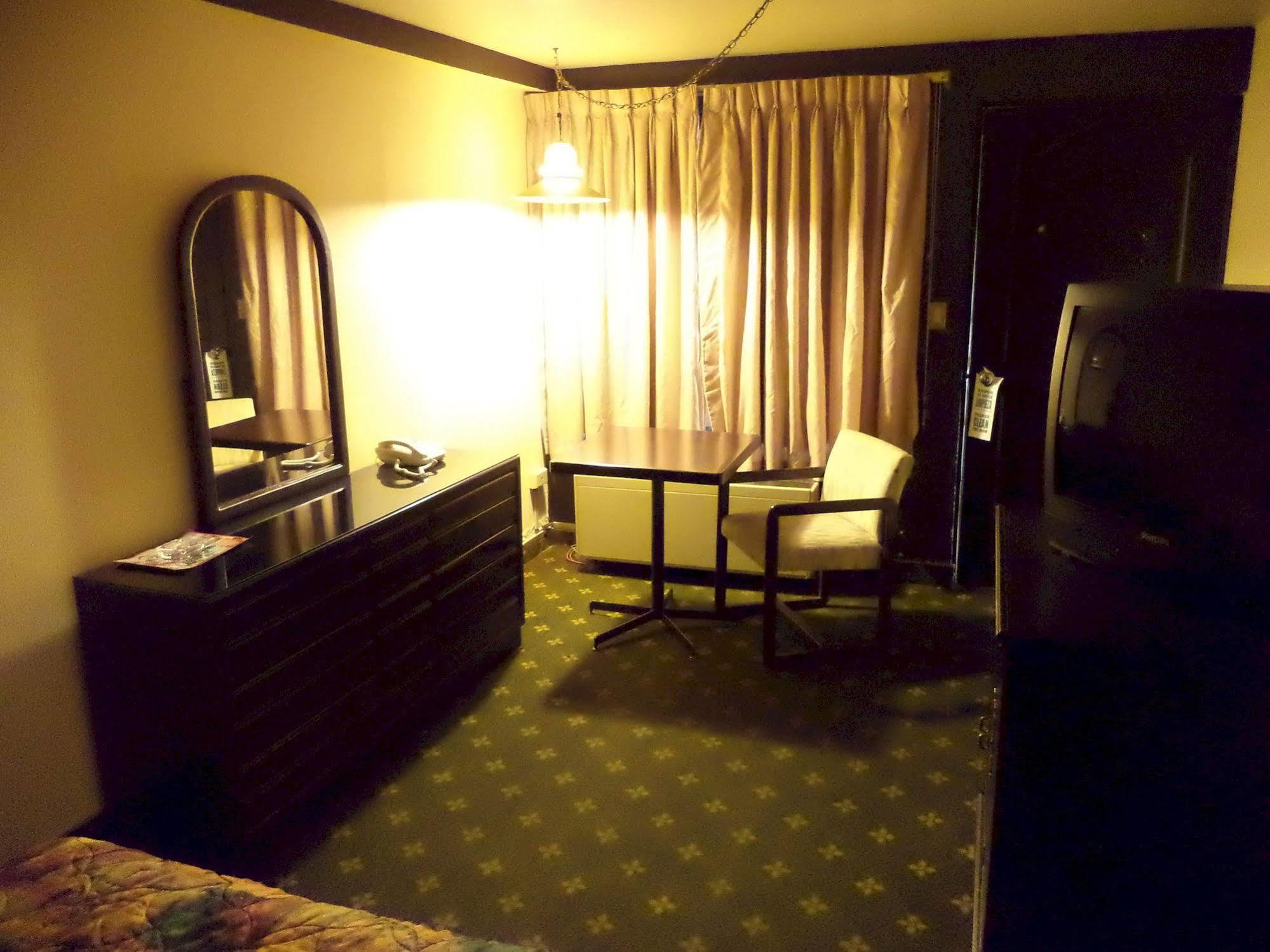 Hotel Fiesta 2*